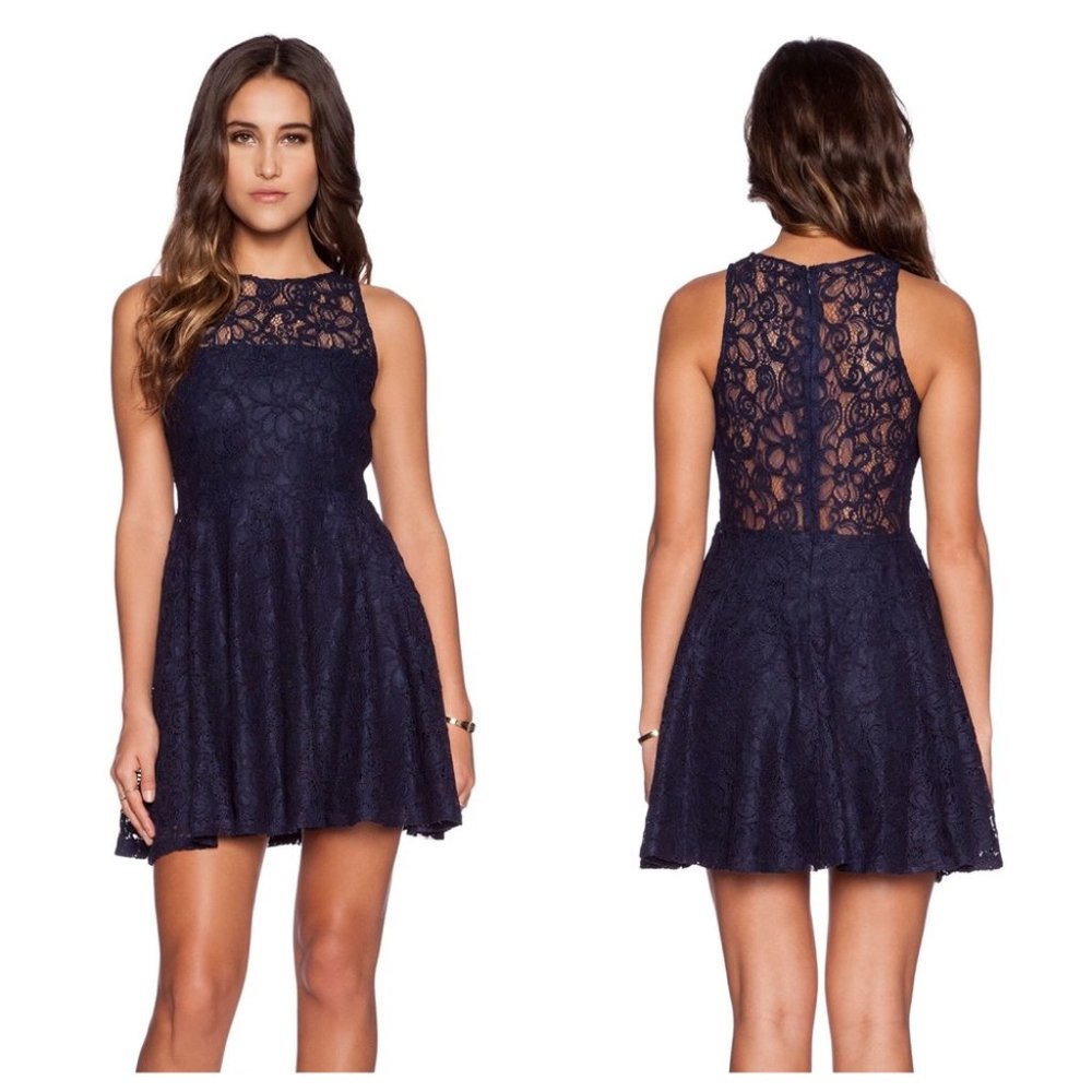 NWT Revolve BB Dakota by Steve Madden Fenton Lace Mini Dress Navy Size 6